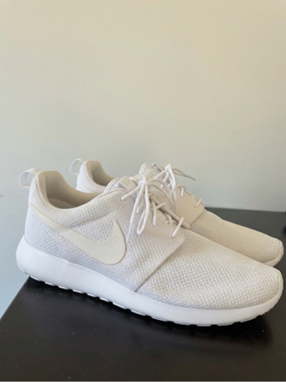 Nike Roshe All-White Sneakers